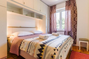 Garden View Apartment